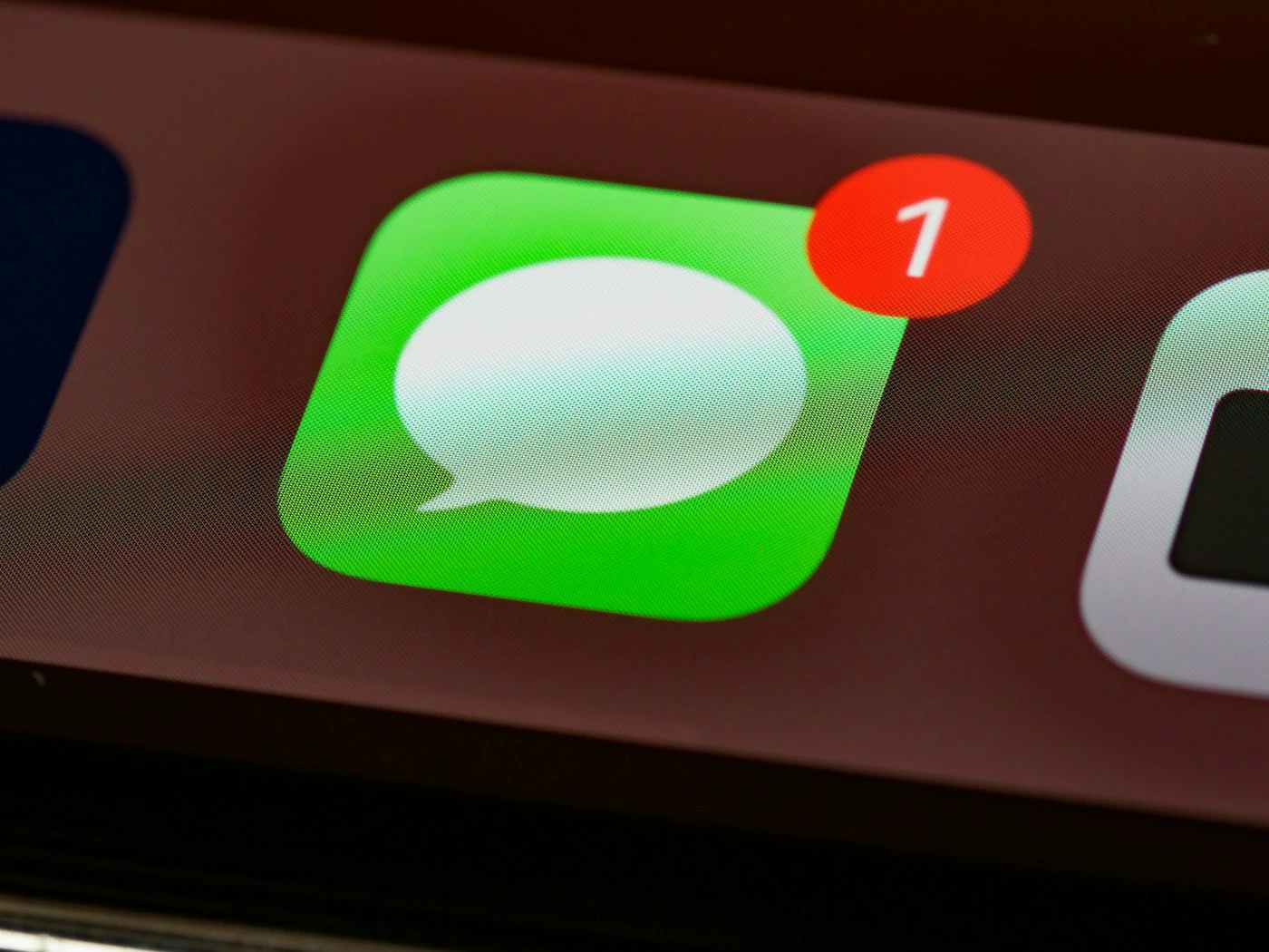 Qu'est-ce que le Service SMS et son Importance ?